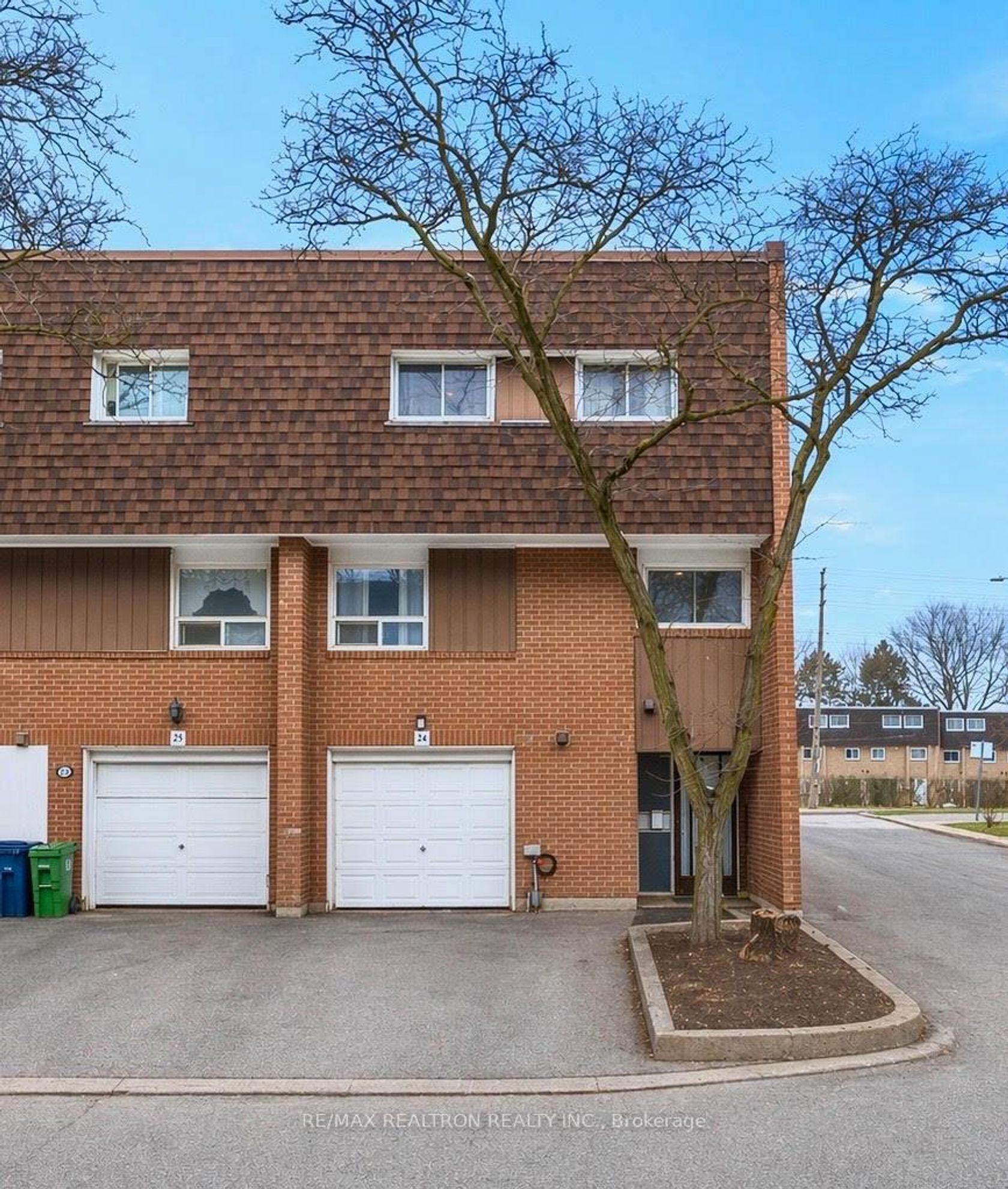 24 - 1673 Albion Road, Clairville, Toronto photo 6