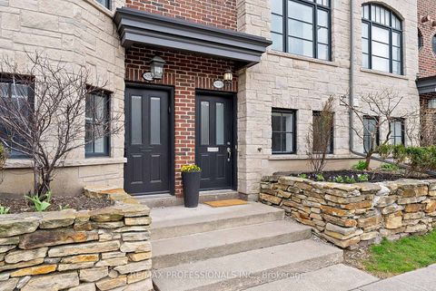 Photo 2 at 819B Oxford Street, Mimico, Toronto