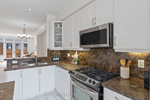 Photo 22 at 819B Oxford Street, Mimico, Toronto