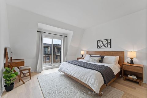 Photo 38 at 819B Oxford Street, Mimico, Toronto