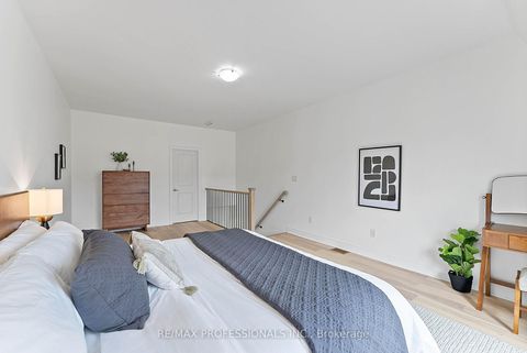 Photo 43 at 819B Oxford Street, Mimico, Toronto