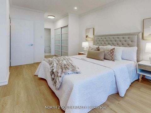 Photo 13 at PH27 - 32 Clarissa Drive W, Harding, Richmond Hill