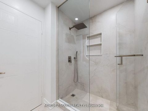 Photo 17 at PH27 - 32 Clarissa Drive W, Harding, Richmond Hill