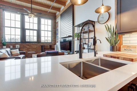 Photo 10 at 310 - 543 Timothy Street W, Central Newmarket, Newmarket