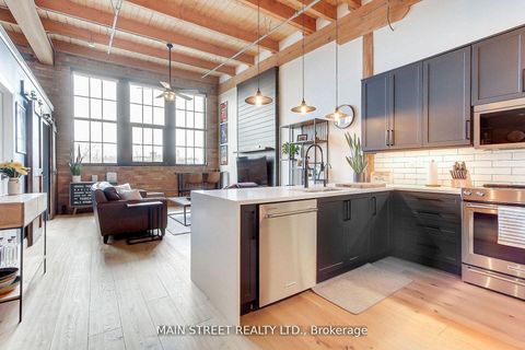 Photo 13 at 310 - 543 Timothy Street W, Central Newmarket, Newmarket