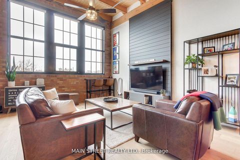 Photo 15 at 310 - 543 Timothy Street W, Central Newmarket, Newmarket