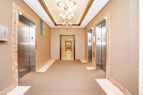 Photo 5 at 209 - 33 Weldrick Road E, Observatory, Richmond Hill