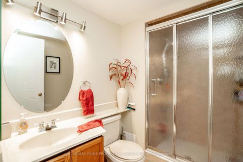 Photo 23 at 209 - 33 Weldrick Road E, Observatory, Richmond Hill