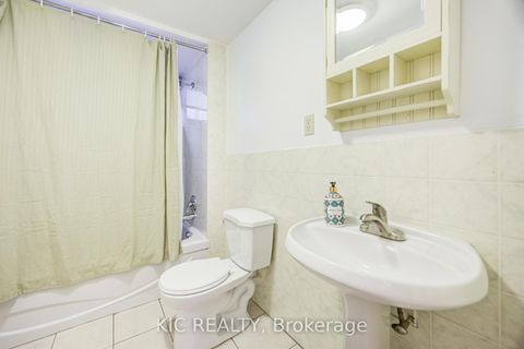 Photo 23 at 58 Coe Hill Drive, Swansea, Toronto