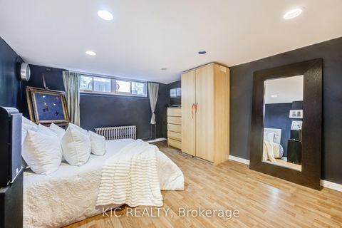 Photo 26 at 58 Coe Hill Drive, Swansea, Toronto