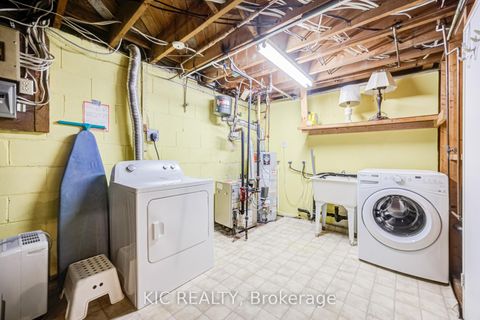 Photo 31 at 58 Coe Hill Drive, Swansea, Toronto