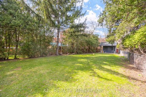 Photo 34 at 58 Coe Hill Drive, Swansea, Toronto
