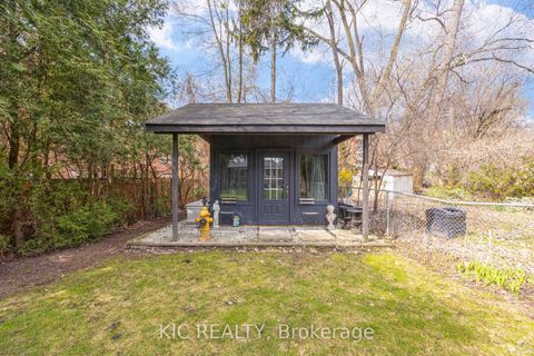 Photo 39 at 58 Coe Hill Drive, Swansea, Toronto