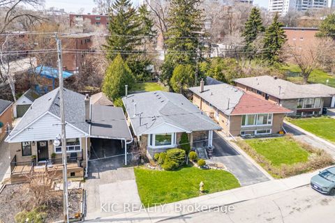 Photo 42 at 58 Coe Hill Drive, Swansea, Toronto
