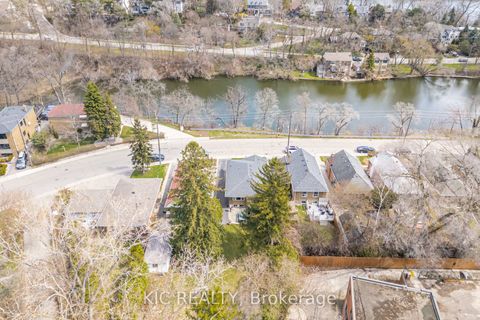 Photo 43 at 58 Coe Hill Drive, Swansea, Toronto