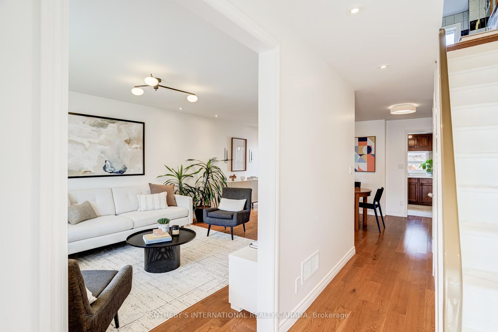 712 Willard Avenue, Bloor West Village, Toronto photo number 2