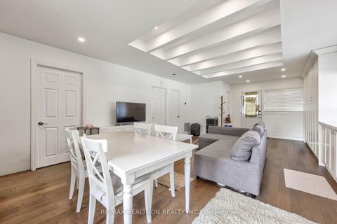 Photo 5 at 79 De La Salle Boulevard, Sutton & Jackson's Point, Georgina