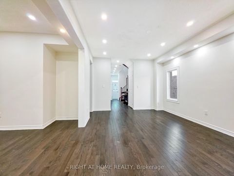 Photo 3 at 219 Fleetwood Drive, Eastdale, Oshawa