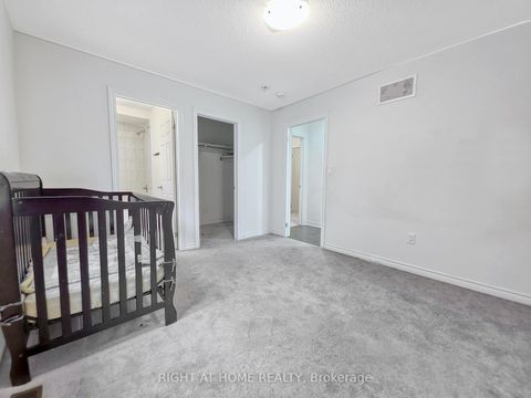 Photo 15 at 219 Fleetwood Drive, Eastdale, Oshawa