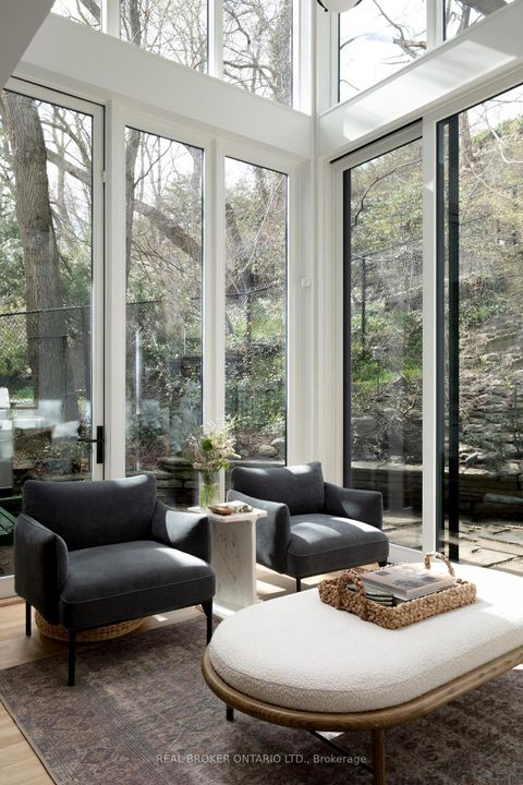 Photo 14 at 50 Poplar Plains Crescent, Casa Loma, Toronto