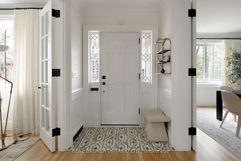 Photo 16 at 50 Poplar Plains Crescent, Casa Loma, Toronto