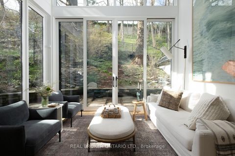 Photo 17 at 50 Poplar Plains Crescent, Casa Loma, Toronto