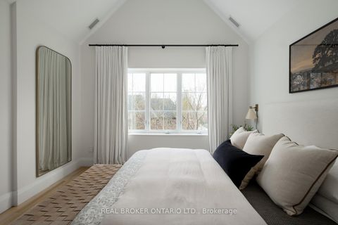 Photo 21 at 50 Poplar Plains Crescent, Casa Loma, Toronto