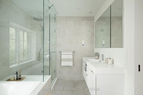 Photo 22 at 50 Poplar Plains Crescent, Casa Loma, Toronto