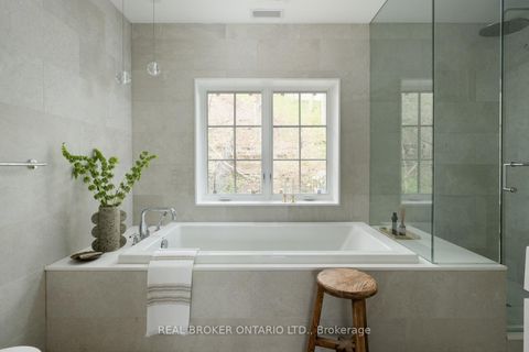 Photo 23 at 50 Poplar Plains Crescent, Casa Loma, Toronto