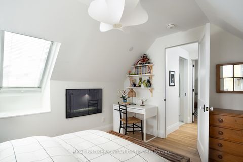 Photo 33 at 50 Poplar Plains Crescent, Casa Loma, Toronto