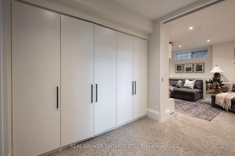 Photo 42 at 50 Poplar Plains Crescent, Casa Loma, Toronto