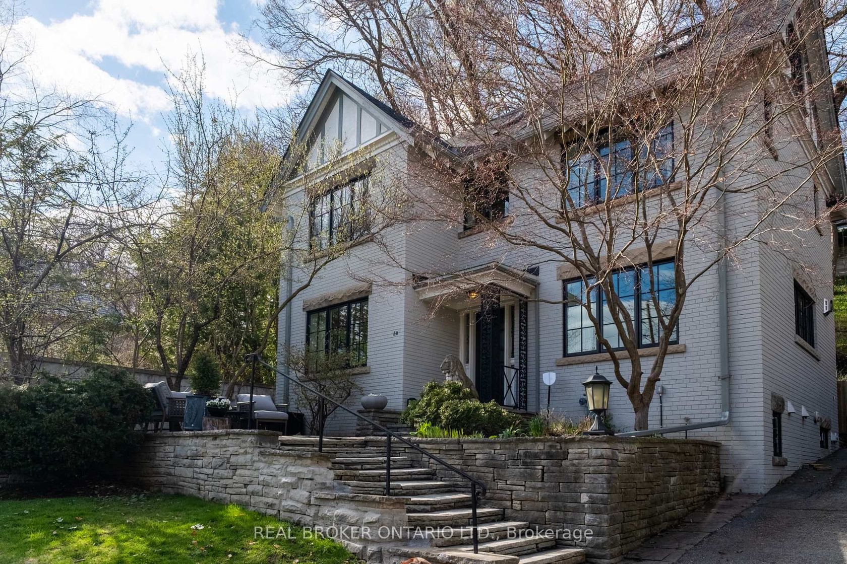 50 Poplar Plains Crescent, Casa Loma, Toronto photo number 2