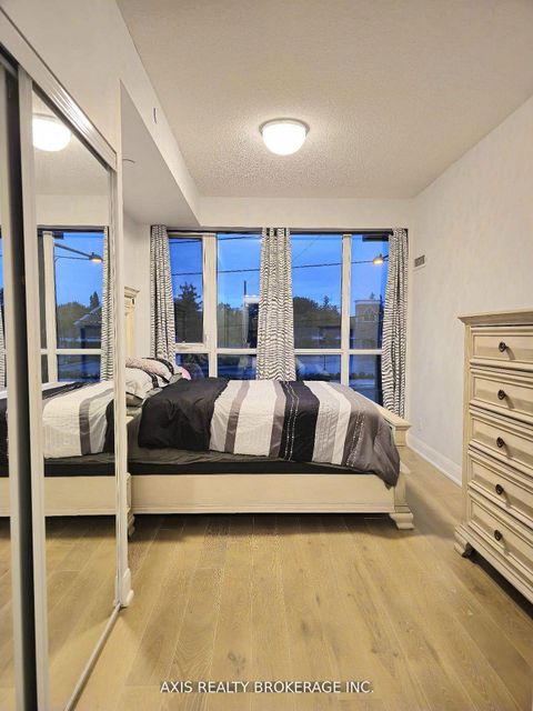 Photo 9 at 321 - 4700 Highway 7, East Woodbridge, Vaughan