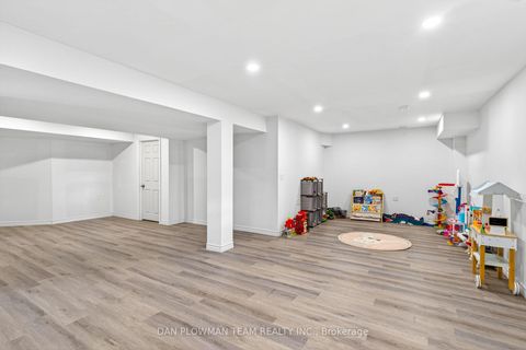 Photo 36 at 60 Bremner Street, Rolling Acres, Whitby