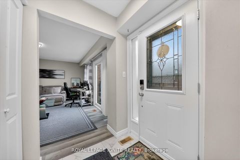 Photo 3 at 56 - 2 Dailing Gate, Malvern, Toronto