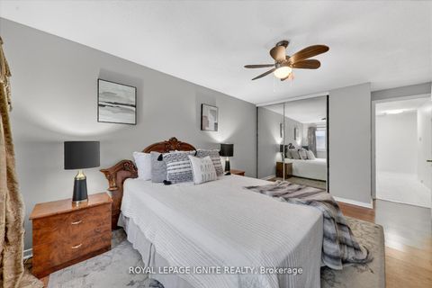 Photo 16 at 56 - 2 Dailing Gate, Malvern, Toronto