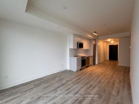 Photo 3 at 901 - 185 Deerfield Road, Central Newmarket, Newmarket