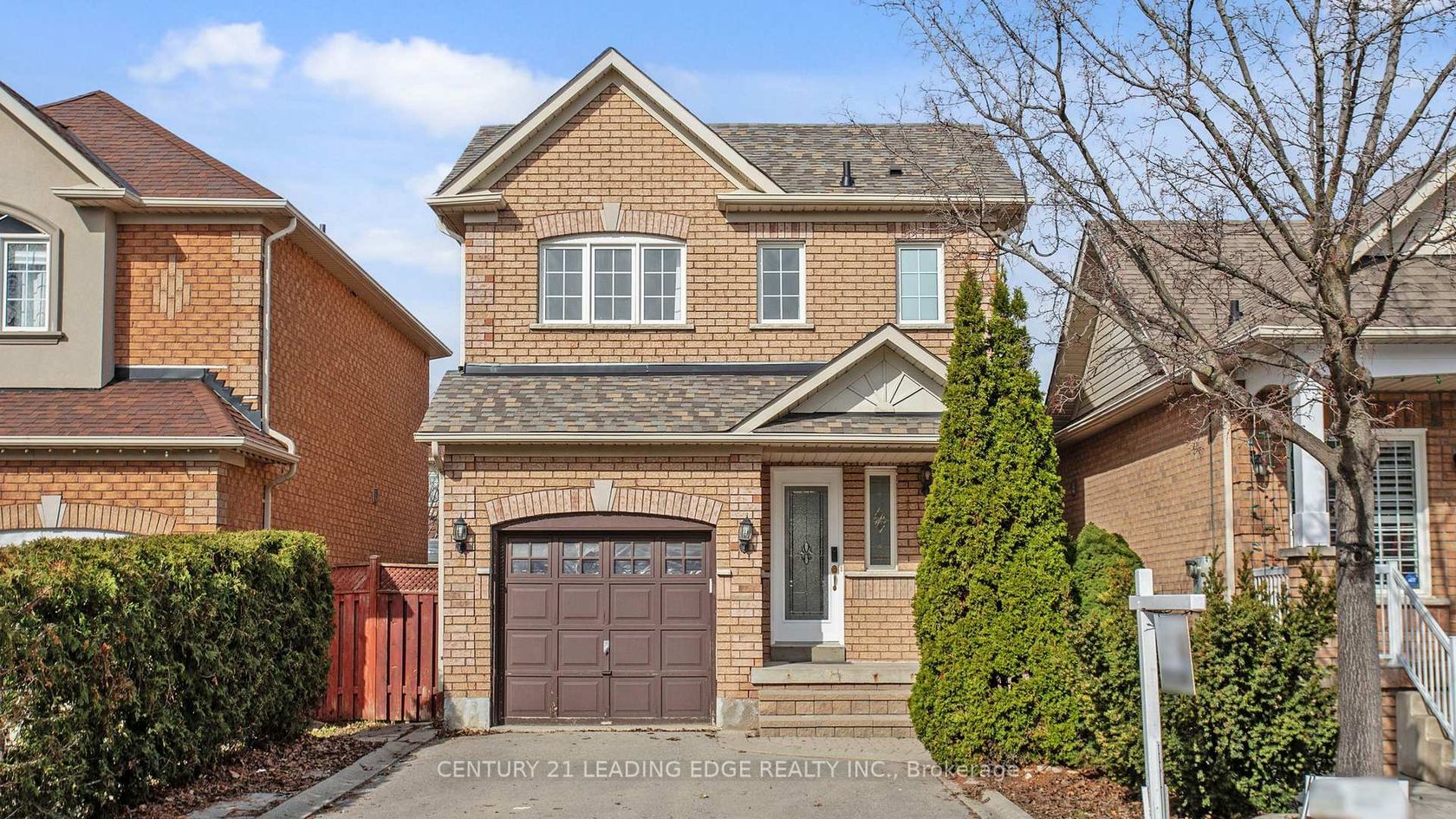 56 Wilcox Road, Maple, Vaughan photo number 2