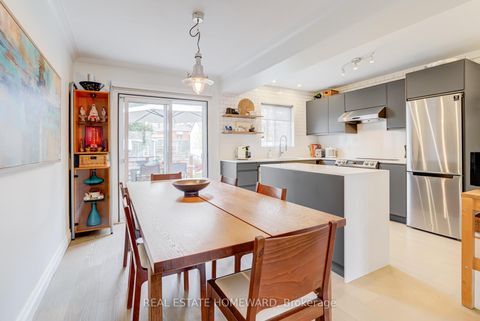 Photo 6 at 15 Rupert Street, Birchmount, Toronto