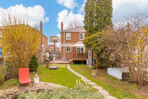 Photo 35 at 15 Rupert Street, Birchmount, Toronto