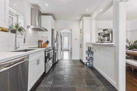 Photo 8 at 68 Hopedale Avenue, Broadview North, Toronto