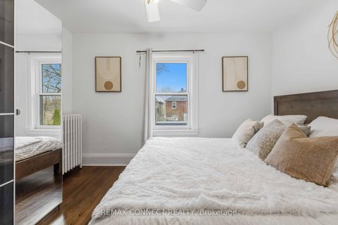 Photo 19 at 68 Hopedale Avenue, Broadview North, Toronto