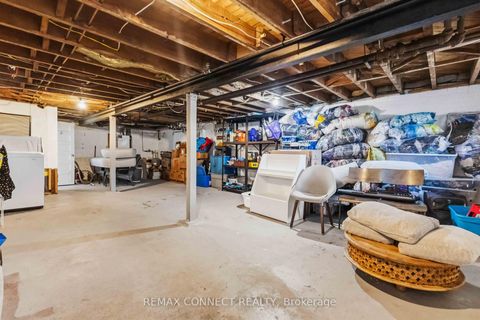 Photo 35 at 68 Hopedale Avenue, Broadview North, Toronto