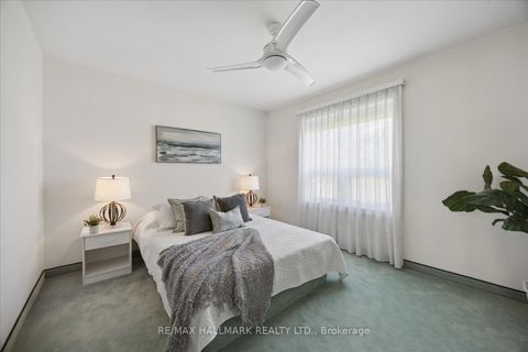 Photo 23 at 63 Montvale Drive, Cliffcrest, Toronto