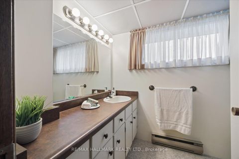 Photo 31 at 63 Montvale Drive, Cliffcrest, Toronto