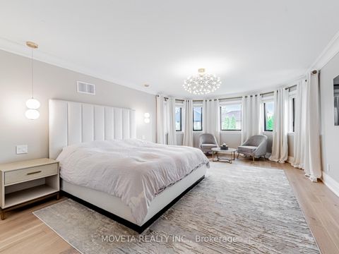 Photo 19 at 59 Mellings Drive, East Woodbridge, Vaughan