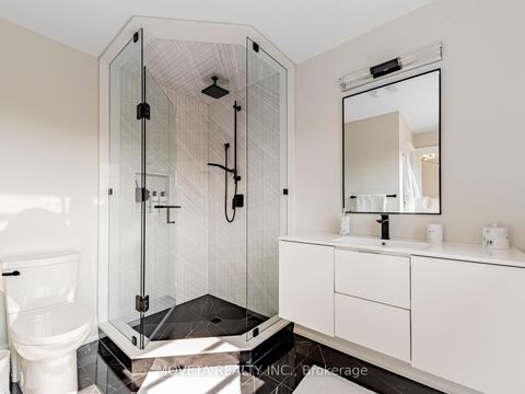 Photo 26 at 59 Mellings Drive, East Woodbridge, Vaughan