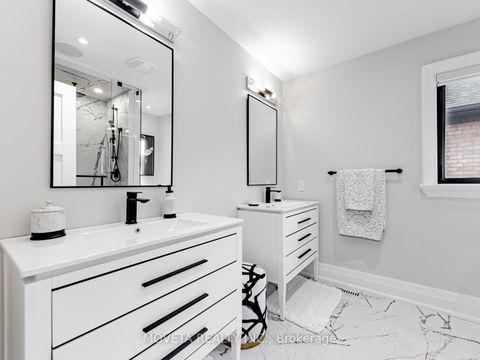 Photo 29 at 59 Mellings Drive, East Woodbridge, Vaughan