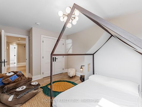 Photo 31 at 59 Mellings Drive, East Woodbridge, Vaughan