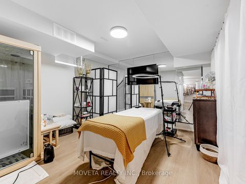 Photo 39 at 59 Mellings Drive, East Woodbridge, Vaughan